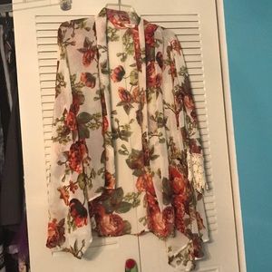 Floral Cardigan ✨ price is negotiable